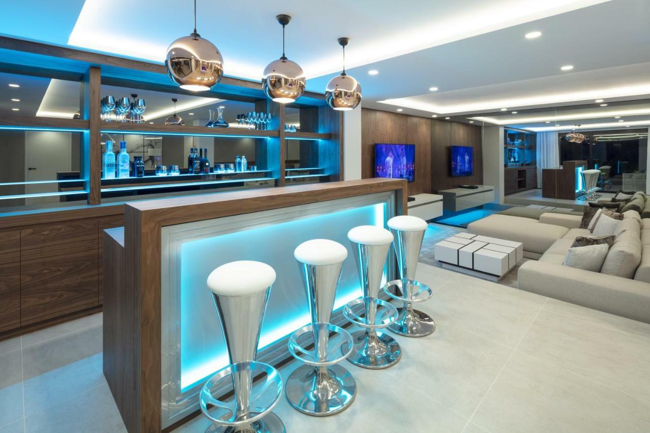 Villa Luxury For Rent In